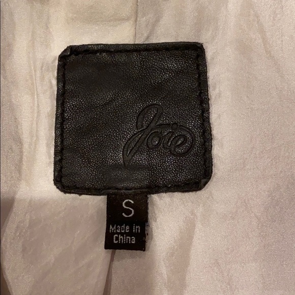 🤍Joie Leather Vest - Picture 2 of 9